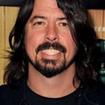 เดฟ โกรล (Dave Grohl)