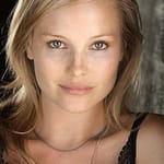 แอมเบอร์ เคลย์ตัน (Amber Clayton)