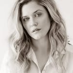 แฮเรียต ไดเออร์ (Harriet Dyer)