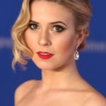แคโรไลน์ ซันไชน์ (Caroline Sunshine)