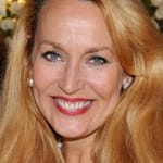 เจอร์รี่ ฮอลล์ (Jerry Hall)
