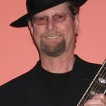 โรเจอร์ แม็กกินน์ (Roger McGuinn)