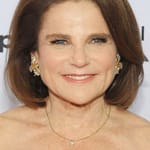 โตวาห์ เฟลด์ชูห์ (Tovah Feldshuh)