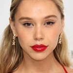 อเล็กซิส เรน (Alexis Ren)