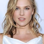 อาลี ลาร์เตอร์ (Ali Larter)
