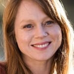 เฮย์ลีย์ แม็คเอลฮินนีย์ (Hayley McElhinney)