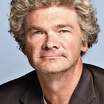 ไซมอน ฟาร์นาบี้ (Simon Farnaby)