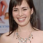 เอมี่ สจ๊วร์ต (Amy Stewart)