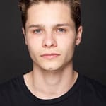 โทบี้ วอลเลซ (Toby Wallace)