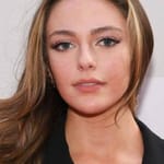 แดเนียล โรส รัสเซลล์ (Danielle Rose Russell)