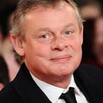 มาร์ติน คลูนส์ (Martin Clunes)