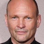 แอนดรูว์ ฮาวเวิร์ด (Andrew Howard)