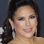 แองเจลิกา วาเล่ (Angélica Vale)