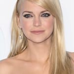 แอนนา ฟาริส (Anna Faris)