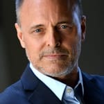 แบร์รี่ ดับเบิ้ลยู เลวี่ (Barry W. Levy)