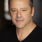 จิล เบลโลว์ส (Gil Bellows)