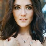 อิซาเบล ฟูร์แมน (Isabelle Fuhrman)