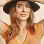 ฌานีน เซอร์รัลเลส (Jeanine Serralles)