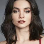 ลอเรน ลาเวร่า (Lauren LaVera)