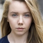 ลอเรน ไลล์ (Lauren Lyle)