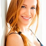 เลสลี่ สตราตัน (Leslie Stratton)