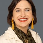 ลูซี่ เฮเว่นส์ (Lucy Heavens)