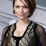 มายแอนนา บิวริ่ง (MyAnna Buring)