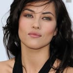 มิลีน จัมปาโนอี (Mylène Jampanoï)