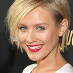 นิคกี้ วีแลน (Nicky Whelan)