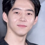 ปาร์ค ยูฮวาน (Park Yu-hwan)