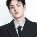 เหรินห่าว (Ren Hao)