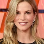ซิลเวีย โฮคส์ (Sylvia Hoeks)