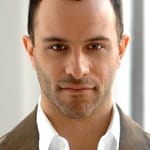 อารอน คอสตา กานิส (Aaron Costa Ganis)