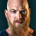 อดัม ดันเนลส์ (Adam Dunnells)