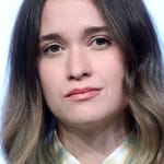 อลิซ อิงเลิร์ต (Alice Englert)