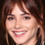 อังเดรีย ดูโร (Andrea Duro)