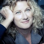 แองเจล่า ฟินอคคิอาโร (Angela Finocchiaro)