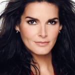 แองจี้ ฮาร์มอน (Angie Harmon)