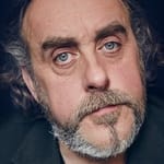 แองกัส บาร์เน็ตต์ (Angus Barnett)