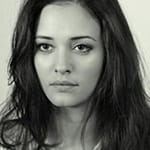 แอนน์ เซอร์ร่า (Anne Serra)