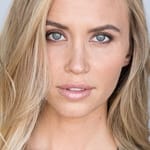 อาเกวลา โซล (Aqueela Zoll)