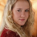 อาเรีย โนเอลล์ เคอร์ซัน (Aria Noelle Curzon)