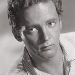 เบ็น เปียซซ่า (Ben Piazza)