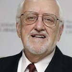 เบอร์นาร์ด คริบบินส์ (Bernard Cribbins)