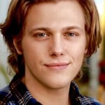 เบลค เบิร์ต (Blake Burt)