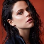 แคโรล แอนน์ วัตต์ (Carol Anne Watts)