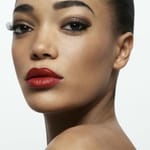 แคสซี่ แคลร์ (Cassie Clare)