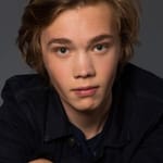 ชาร์ลี พลัมเมอร์ (Charlie Plummer)