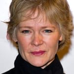 แคลร์ โฮล์แมน (Clare Holman)