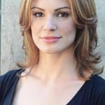 เดซี่ เบตส์ (Daisy Betts)